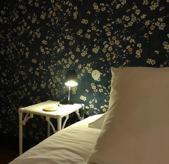 住宿加早餐  La Maison Saint Aignan