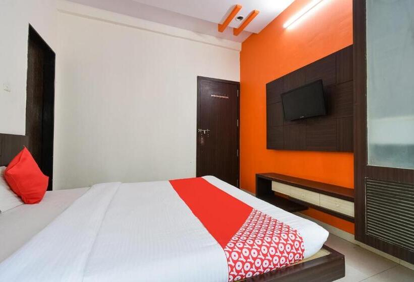 Flagship Hotel Sai Suman Palace