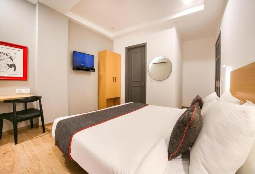 ホテル Admire Inn Atta Market, Noida Sector 18