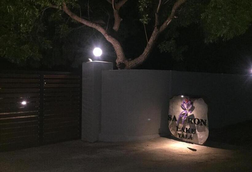 Отель Saffron Lake Yala