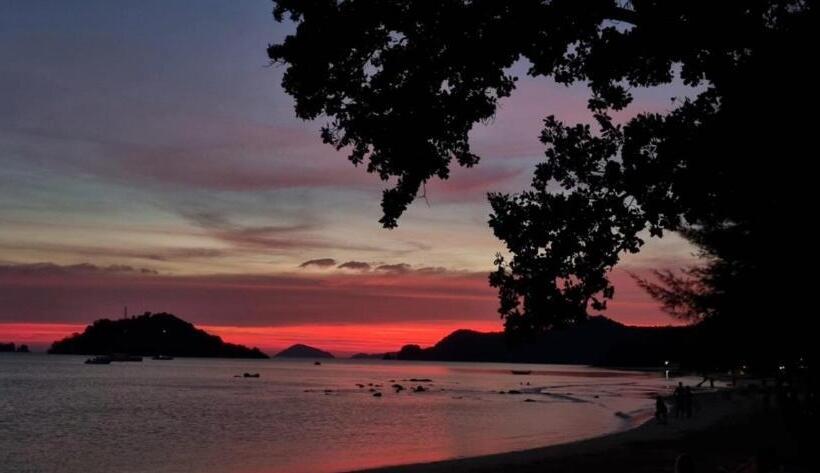 هتل Tk Beach Resort Koh Mak
