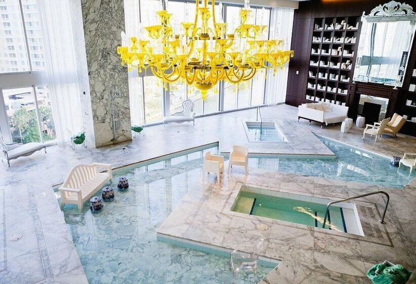 Icon Brickell Luxury Residence