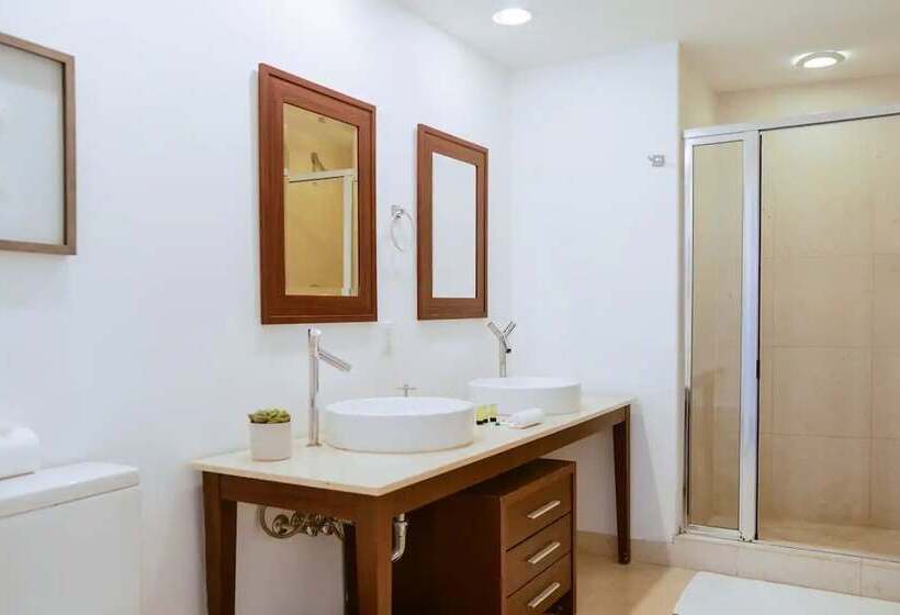 Icon Brickell Luxury Residence