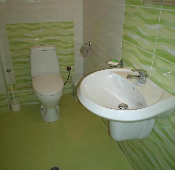 ペンション Guest House аnestievi