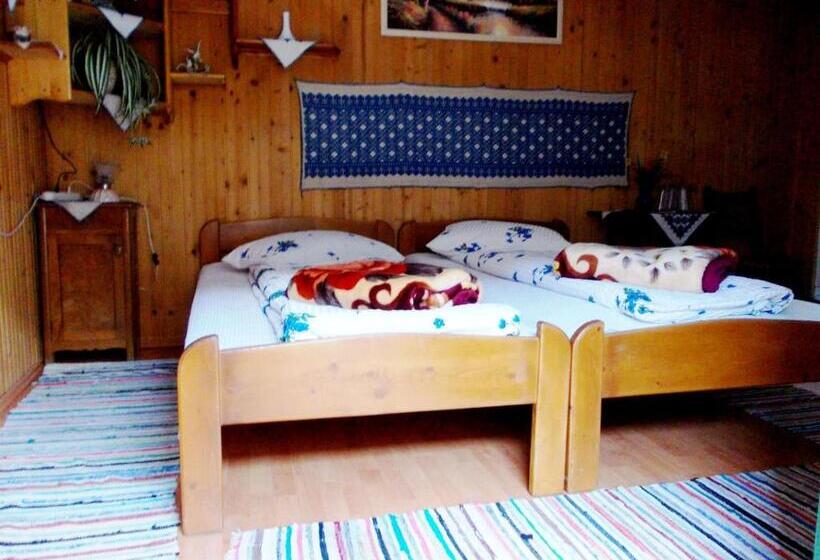 פנסיון Kristaly Vendeghaz