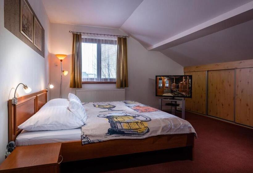 ペンション Maravar   Pivný Wellness Adults Only