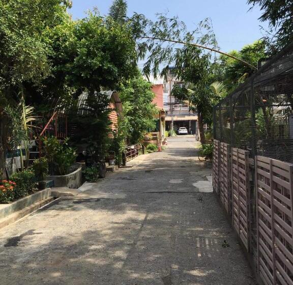 פנסיון Nature Home