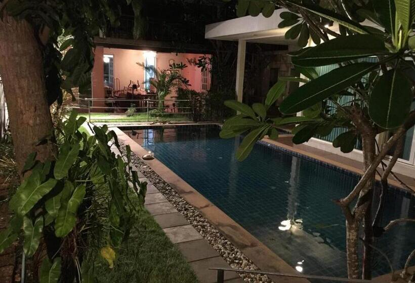 פנסיון Nature Home