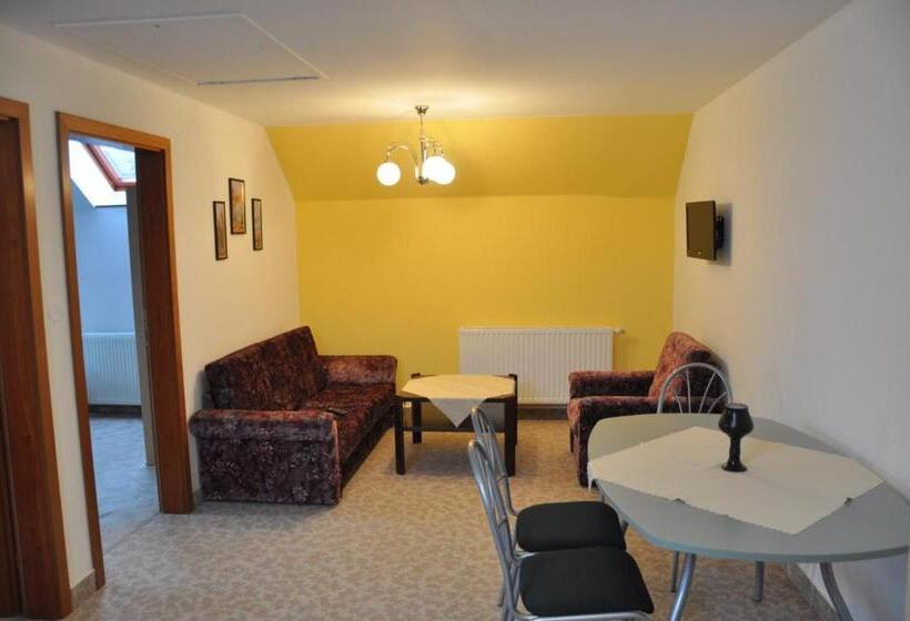 بنسيون Apartmány Florian