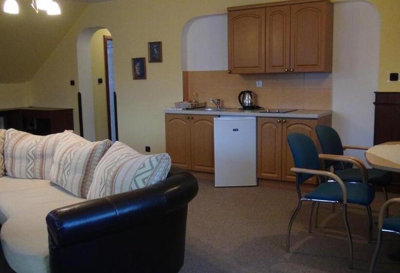 بنسيون Apartmány Florian