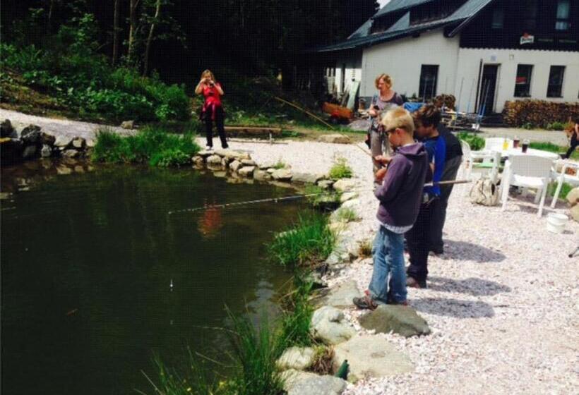 پانسیون Penzion & Restaurant Pod čerťákem