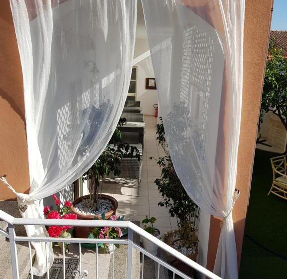 بنسيون Zia Mia B&b