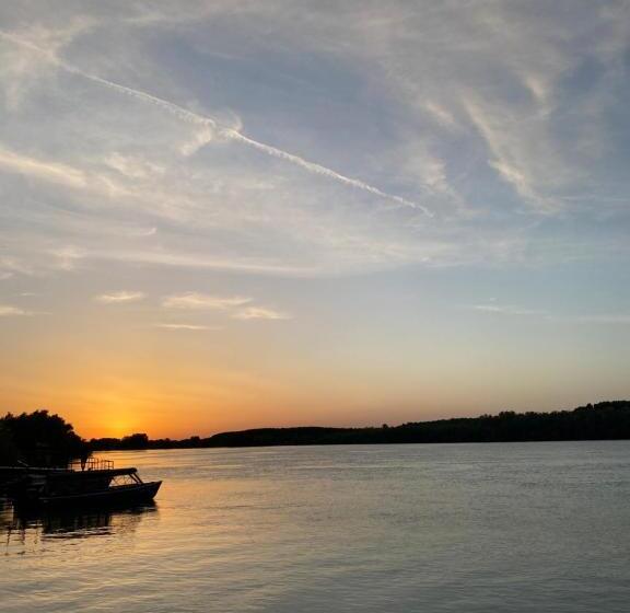 Pensiunea Laguna Balteni