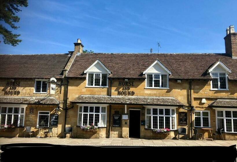 호스텔 Horse & Hound Inn