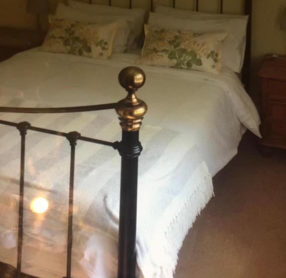 호스텔 Horse & Hound Inn