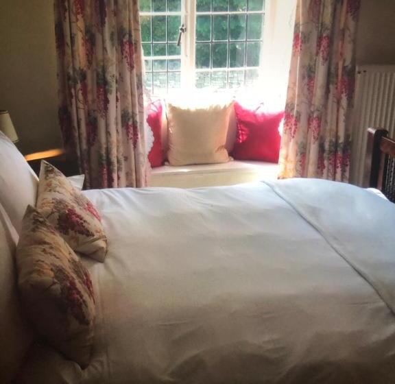 호스텔 Horse & Hound Inn