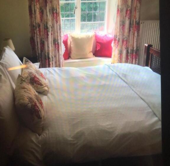 호스텔 Horse & Hound Inn