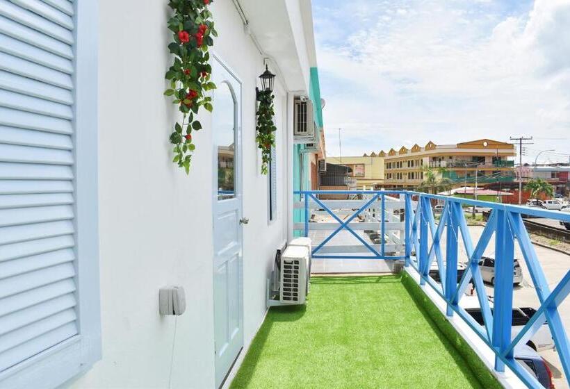 הוסטל Ocean House