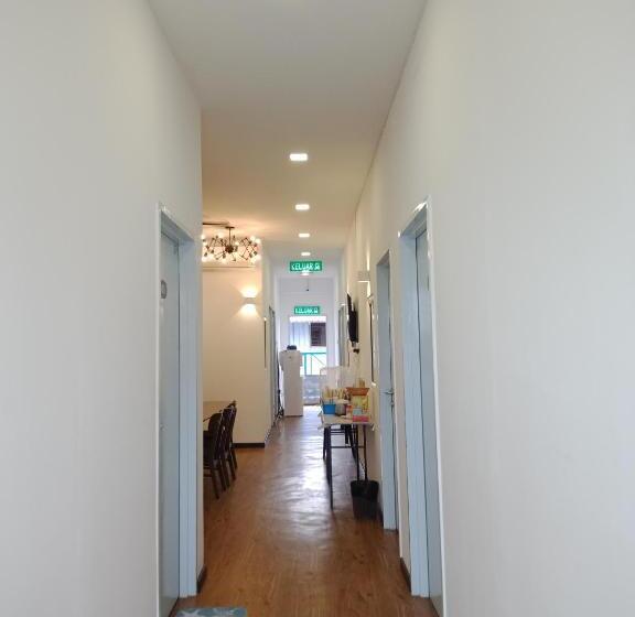 הוסטל Ocean House