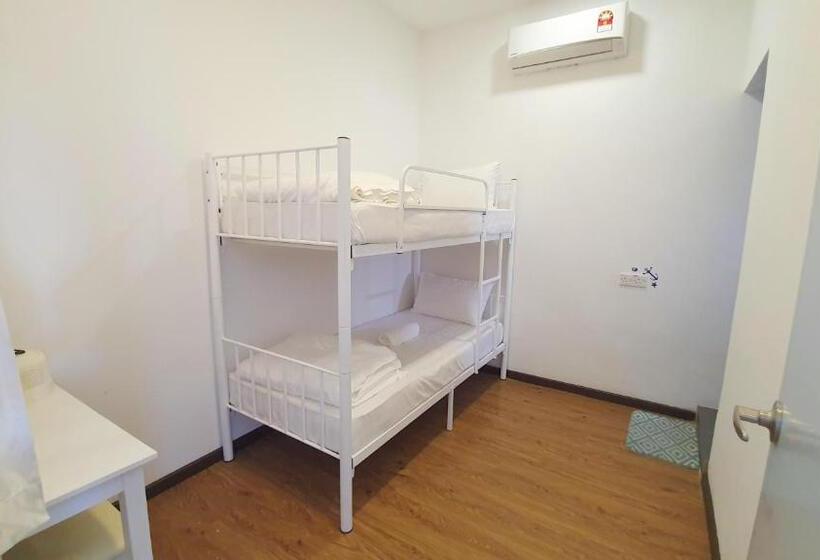 הוסטל Ocean House