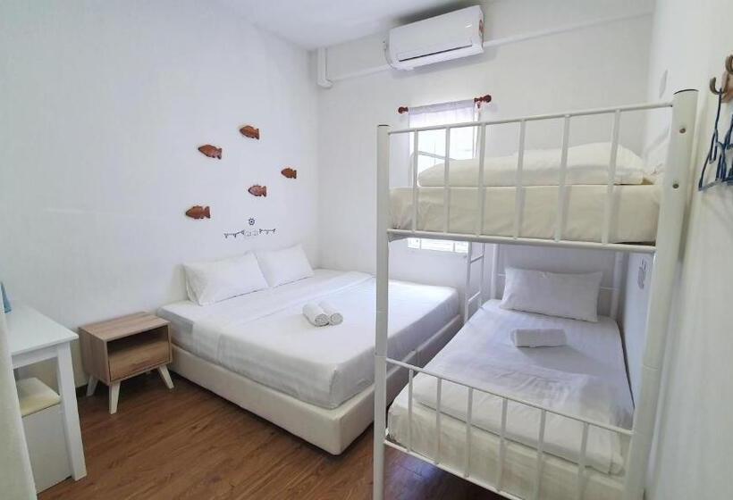 הוסטל Ocean House