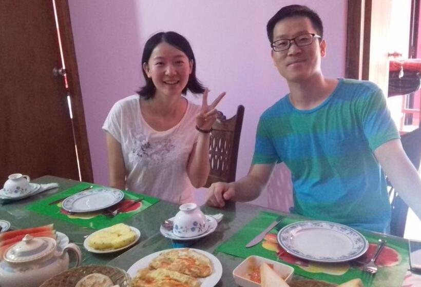 Общежитие Shrine Inn