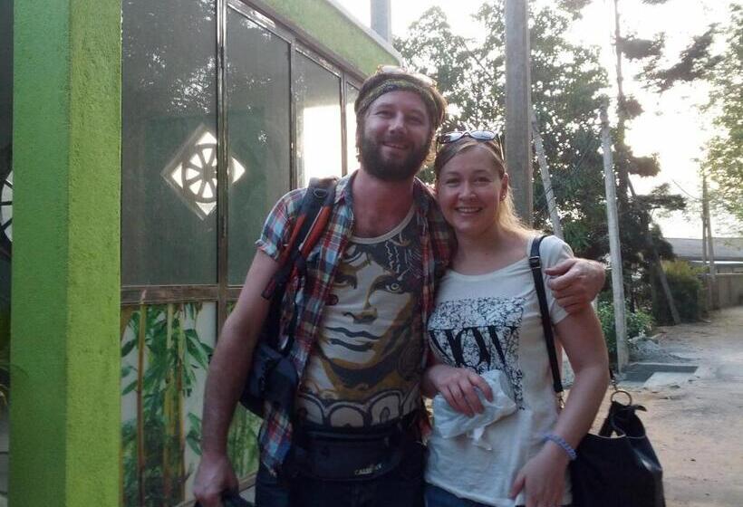 Общежитие Shrine Inn