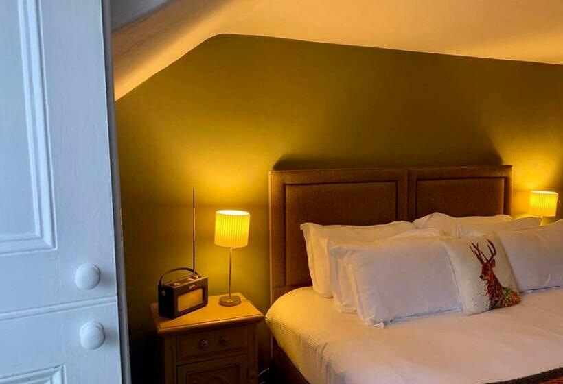 فندق صغير The Inn At Loch Tummel