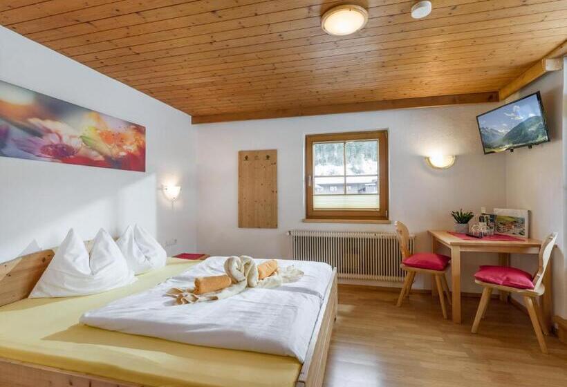 민박 Gästehaus Hochstaffl