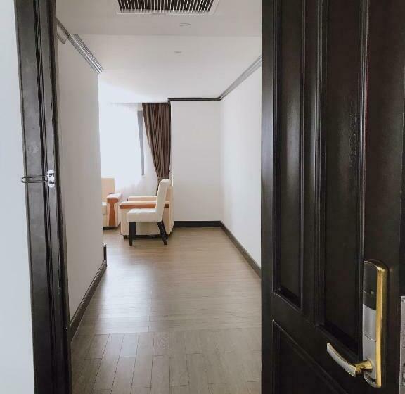 فندق Aaron Vientiane