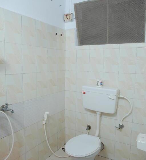 Отель Malayalam Lake Resort