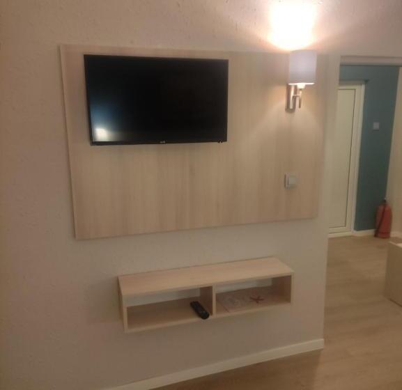 فندق Oasis   Beach Access