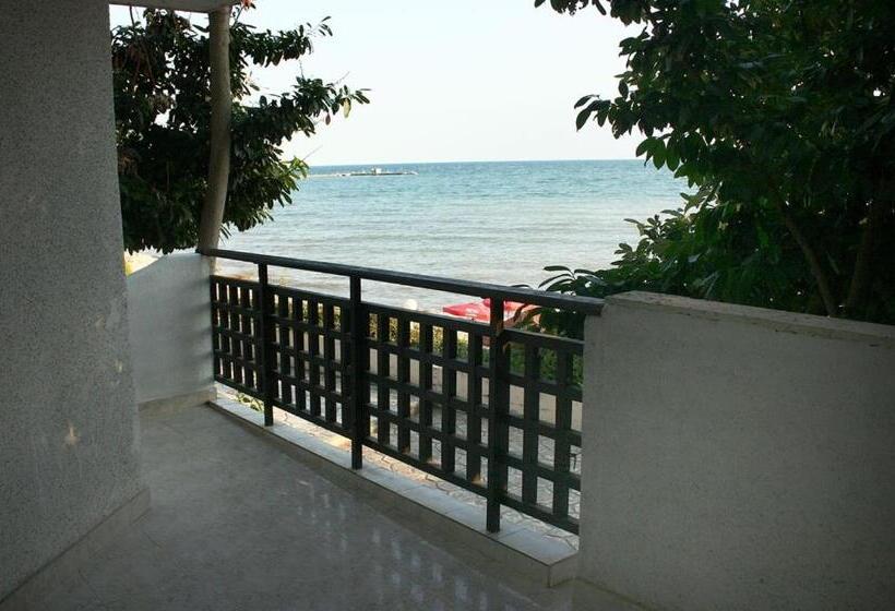 فندق Oasis   Beach Access