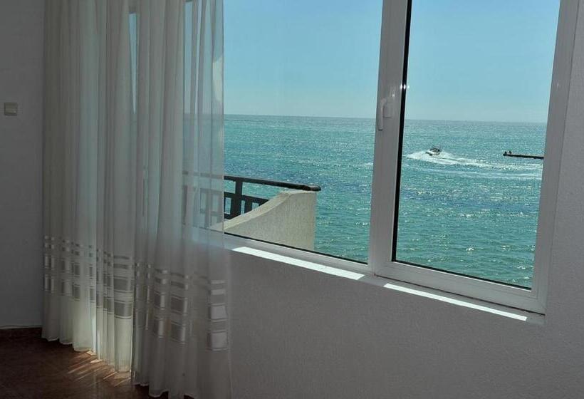 فندق Oasis   Beach Access