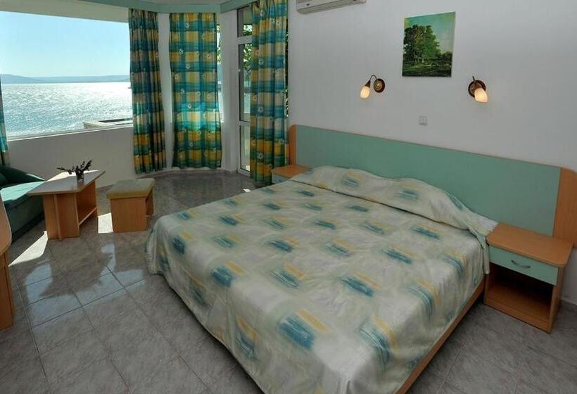 فندق Oasis   Beach Access