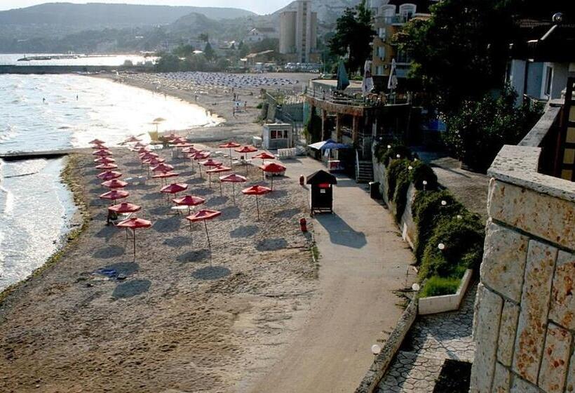 فندق Oasis   Beach Access