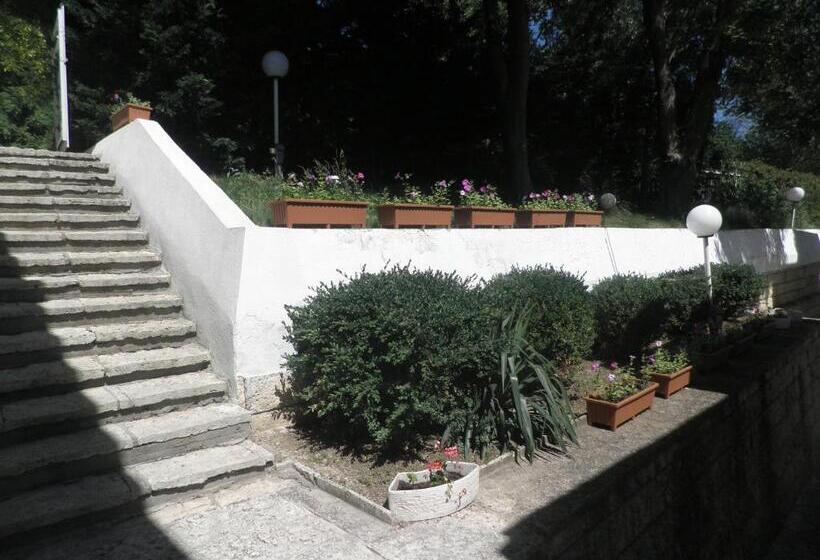 فندق Oasis   Beach Access