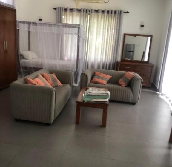 בית מלון כפרי Paradiso