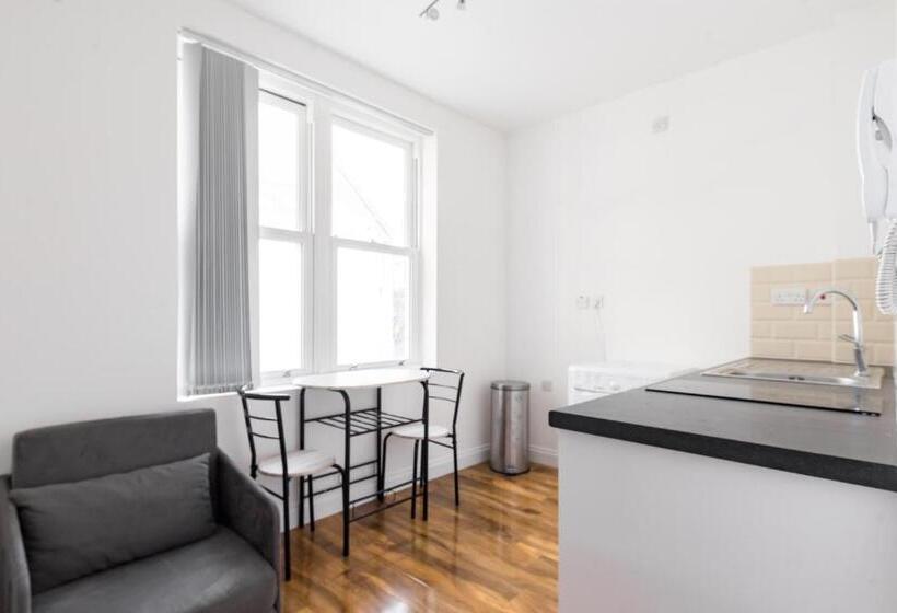 ペンション City Rooms