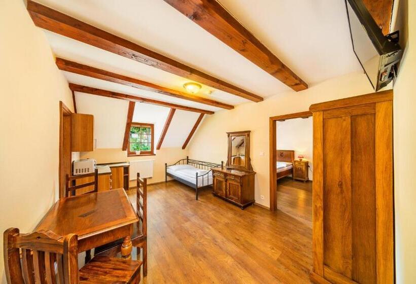 膳宿费 Penzion Prelat