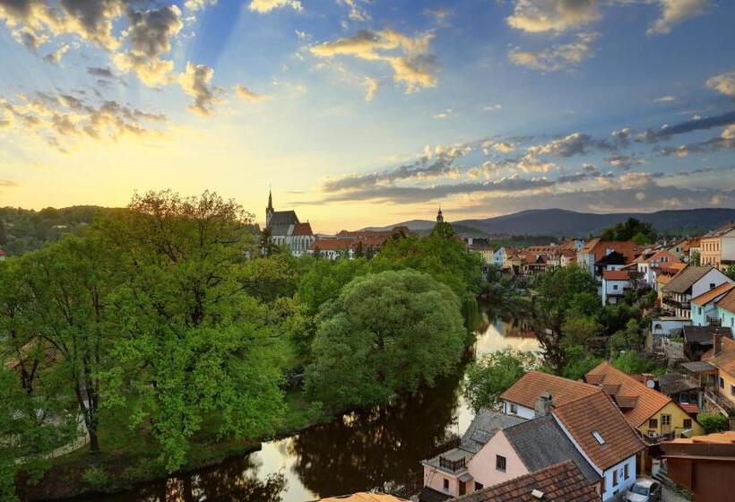 膳宿费 Penzion Prelat