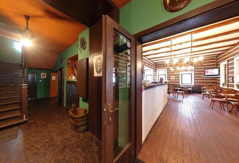 بنسيون Penzion Varšavjanka