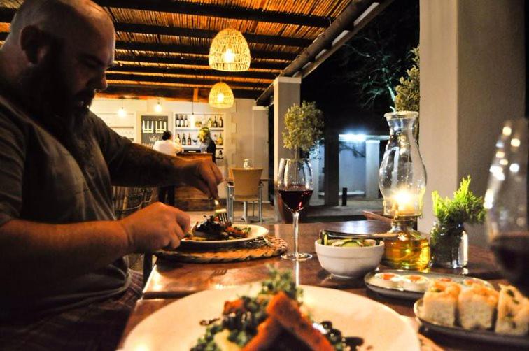 پانسیون Thorntree Country Lodge