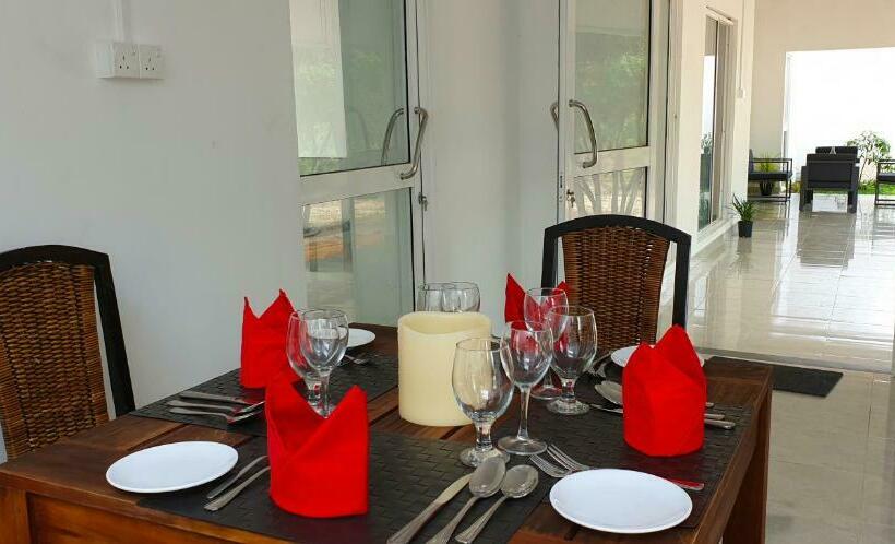 ペンション Wind Force Academy Kalpitiya