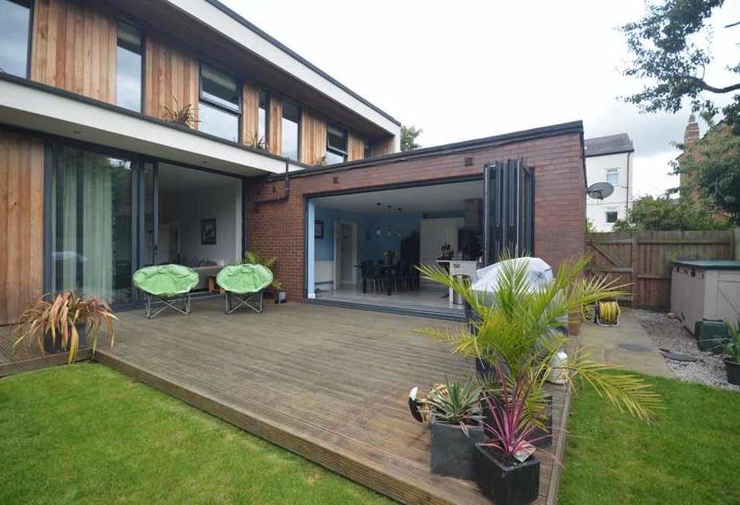 Aotearoa Southport Bed And Breakfast