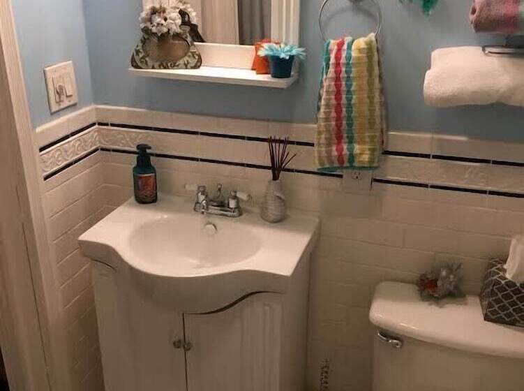 민박 Brookside Inn At Laurens