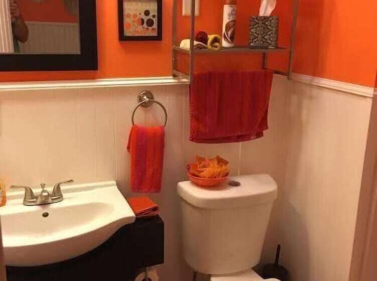 민박 Brookside Inn At Laurens