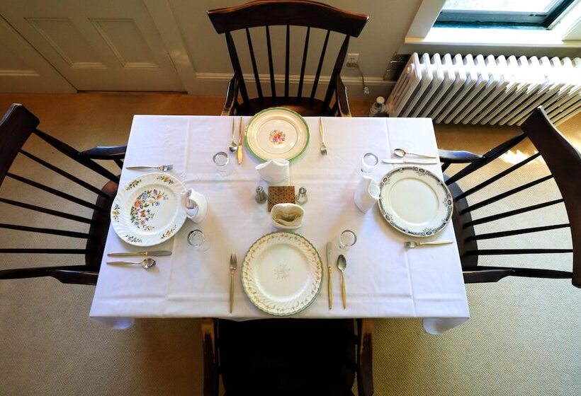 مبيت وإفطار Follansbee Inn