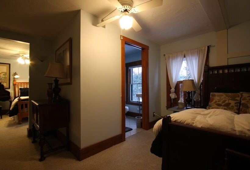 مبيت وإفطار Follansbee Inn