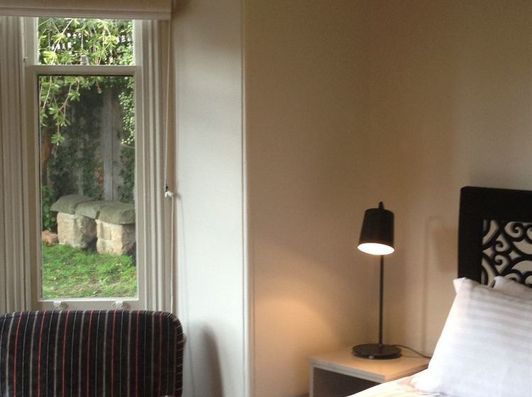 تختخواب و صبحانه Gregory House